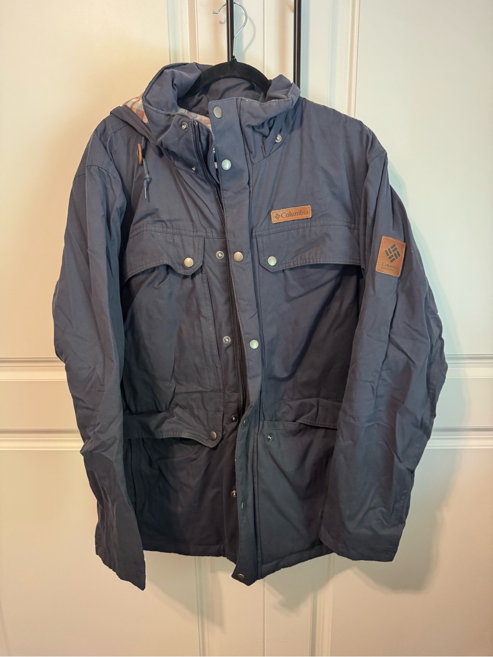 Columbia Women’s Hooded Outdoor Jacket - Navy